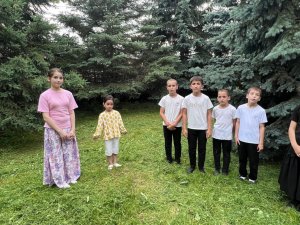 ЖИВИ ЗЕМЛЯ